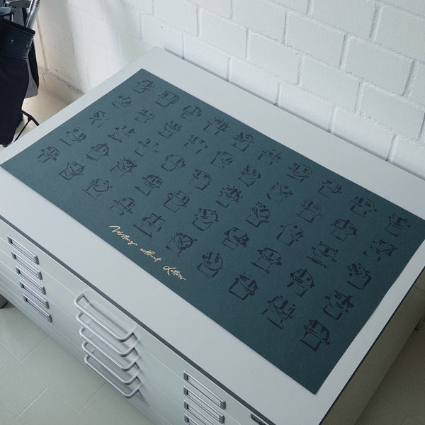 "writing without letters" Siebdruck Edition - Studio Mumm