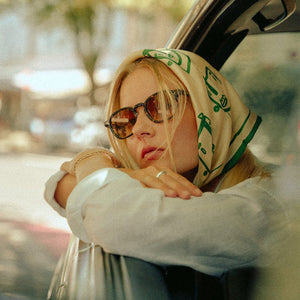 "Calm Thoughts" Seidenschal - Studio Mumm