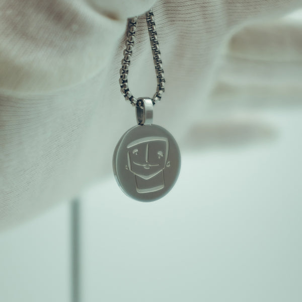 THE FACE - Chain